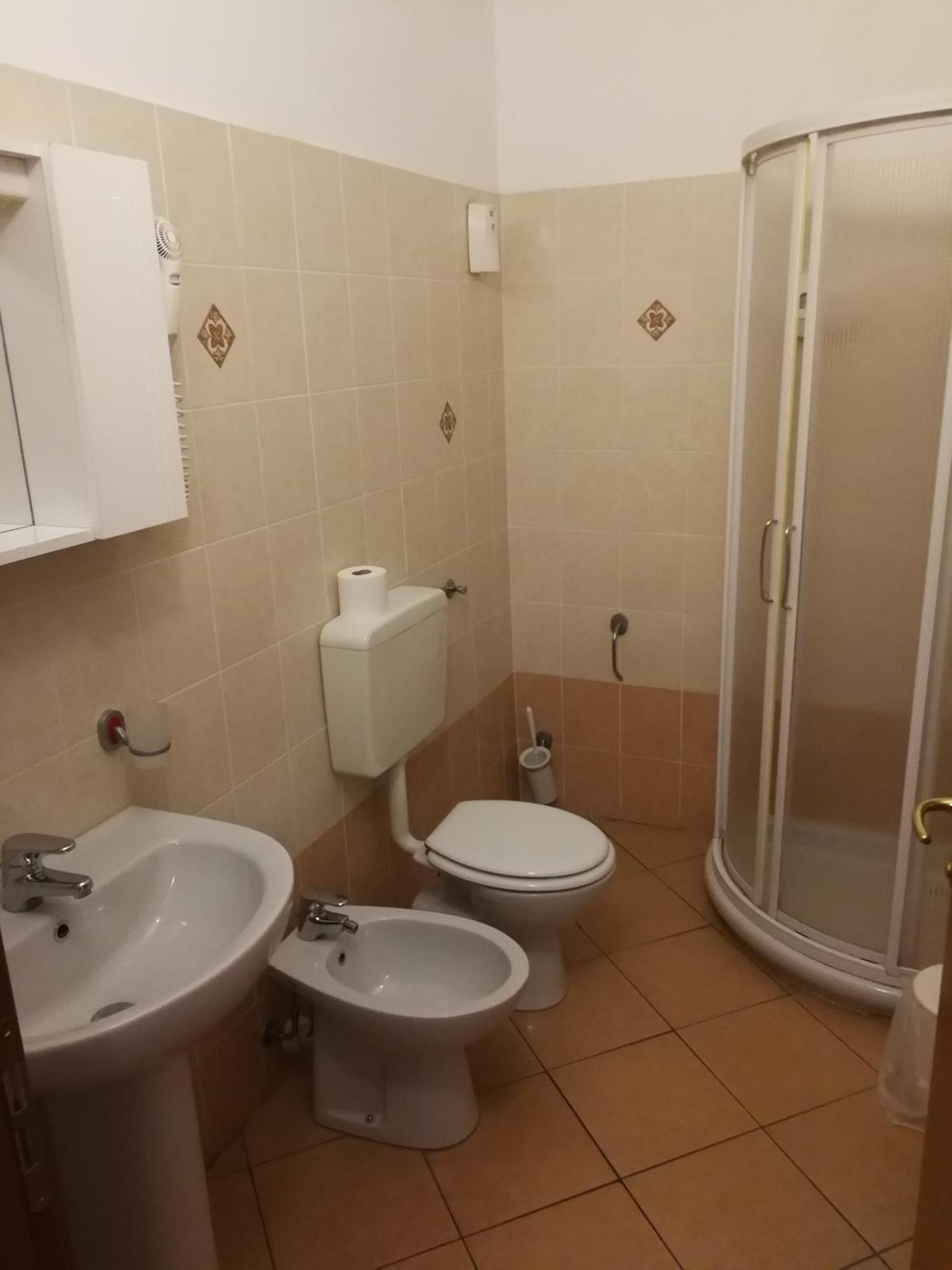 Albergo Della Stazione Cairo Montenotte Kamer foto